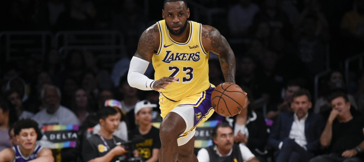 Lakers visita o Blazers no início da Era LeBron